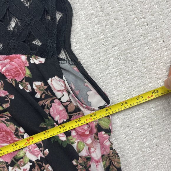 Faith and Joy Los Angeles Women's 3X Floral Roses AOP Lace Yoke Knit Top Blouse - Picture 7 of 11